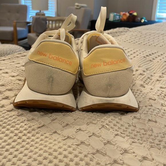 New Balance 237 discontinued color size 8.5 excellent condition - Picture 6 of 7